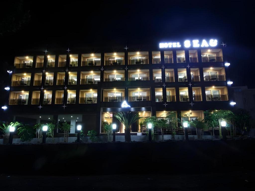 Sea View Hotel Jeju Bagian luar foto